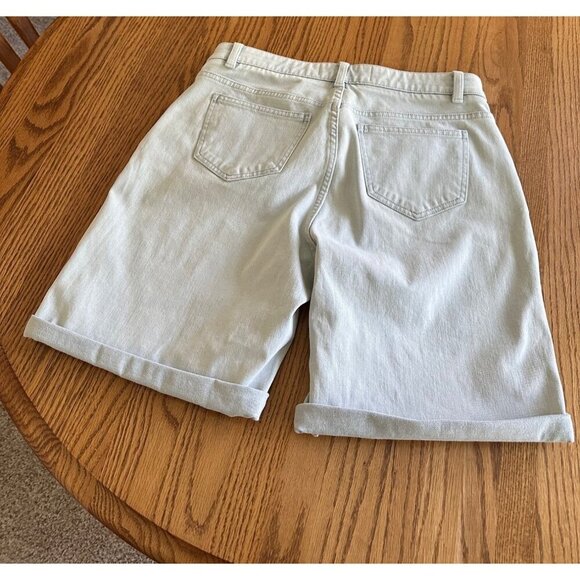 Soft Surroundings Women's Light Blue Denim Shorts M Relaxed Fit Rolled Cuffs - Picture 2 of 7